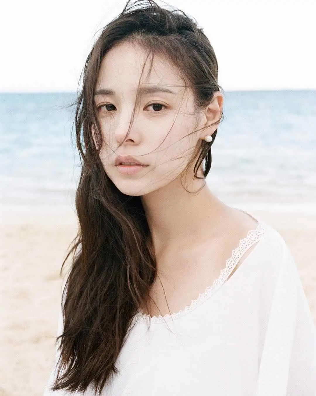 Min Hyo Rin - min-hyo-rin-7.webp